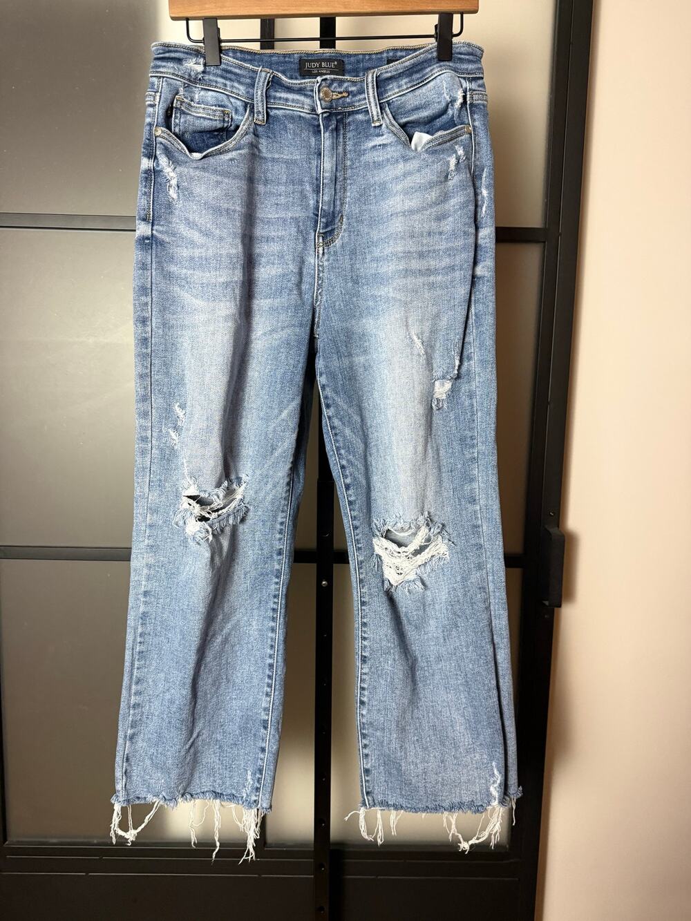 Judy Blue Raw Hem Wide Leg Destroyed Cropped Jeans Size 11/30